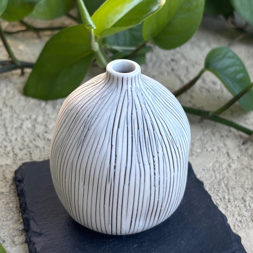 Hand Painted Vessel.’ The colors of this one-of-a-kind vase is calm and clean..🌱